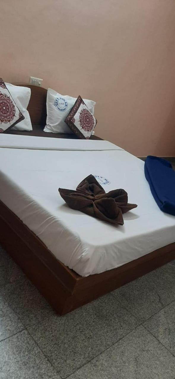 Cityminar Residency Palakkad Buitenkant foto